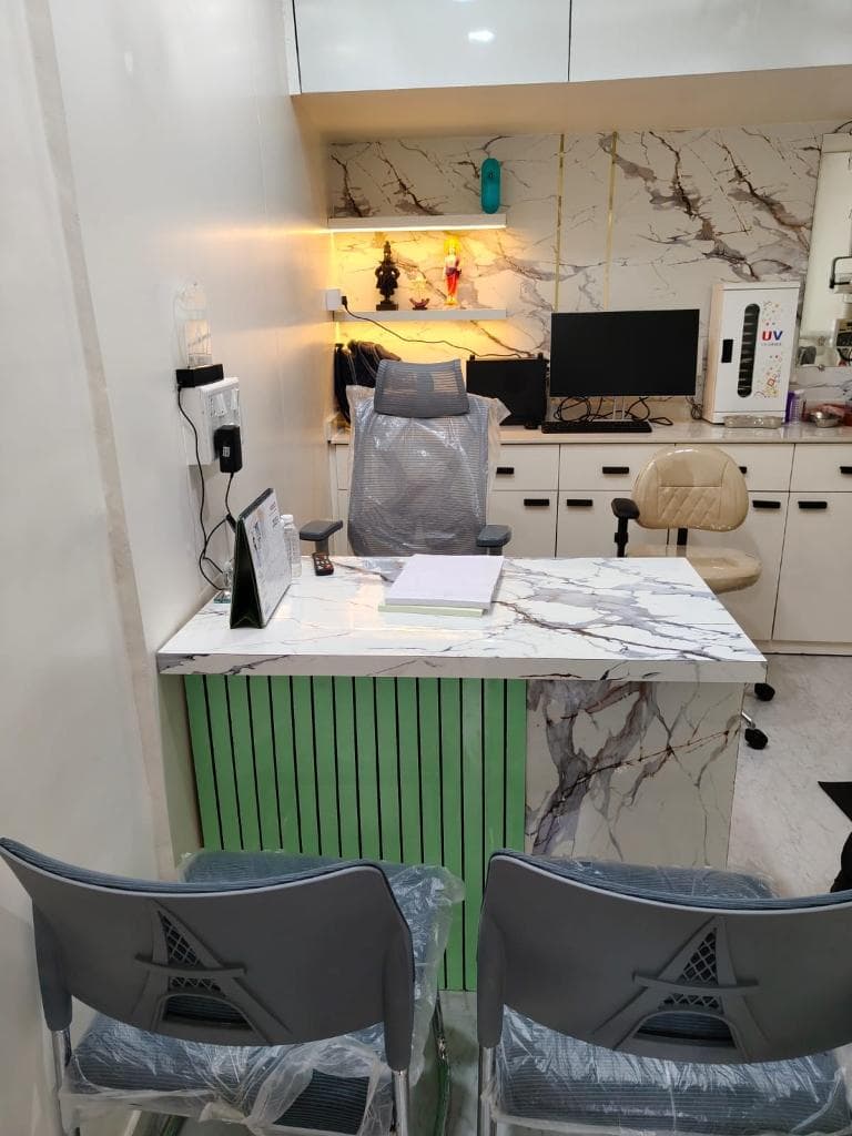Dr. Chavhan Consultation Desk